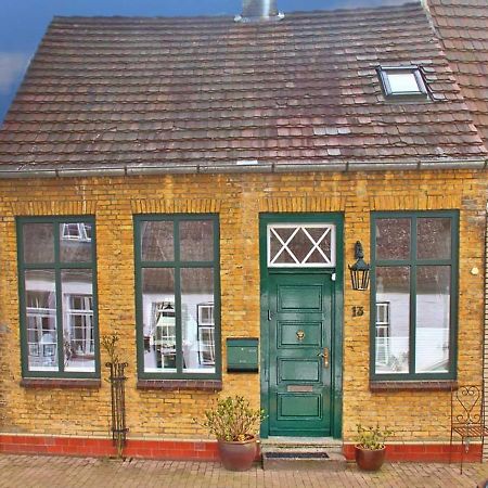Friedrichstadtnixe, Meerchenhaftes Haus Mit Sauna Exterior foto