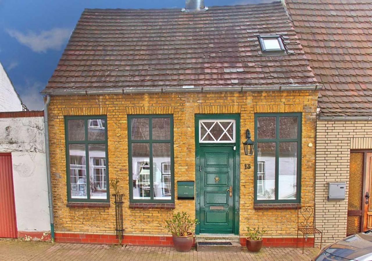 Friedrichstadtnixe, Meerchenhaftes Haus Mit Sauna Exterior foto